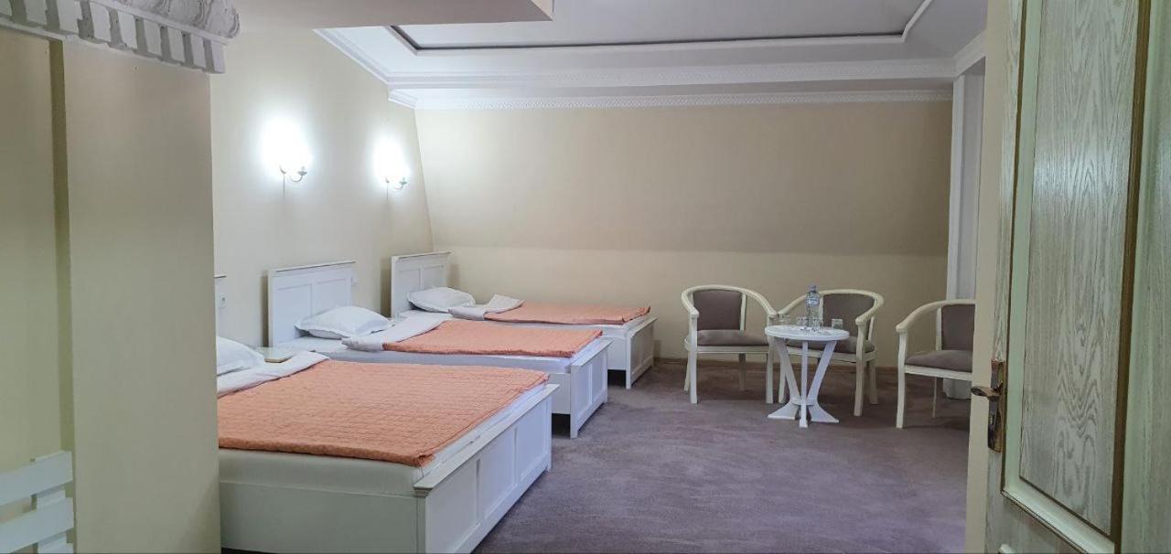 Hotel City Samarkand Bagian luar foto